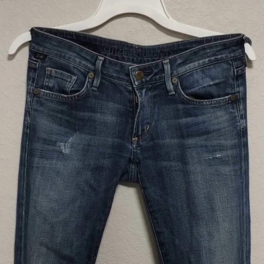 Citizens of Humanity Medium Wash Denim Jeans - Picture 2 of 9